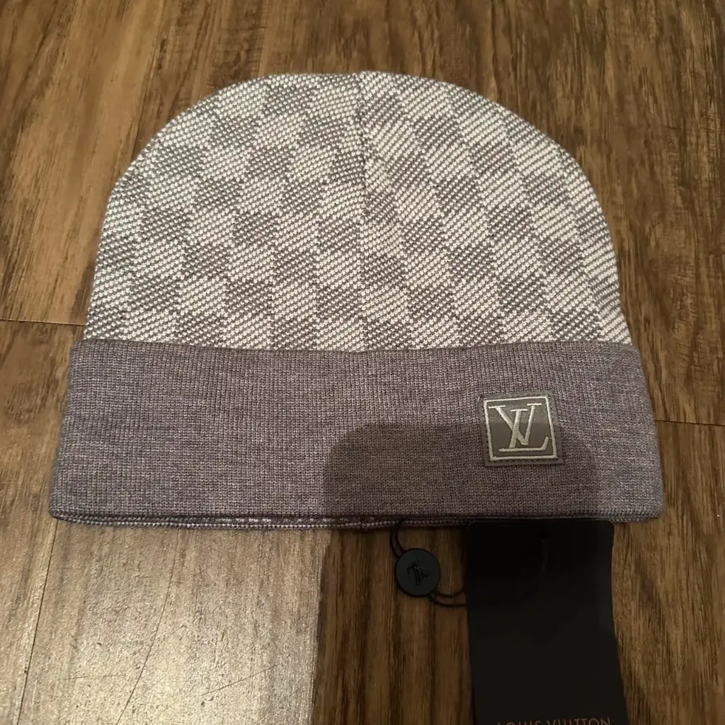 louis buitton beanie